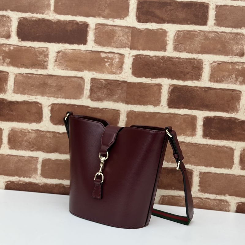 G*u*i bucket bags